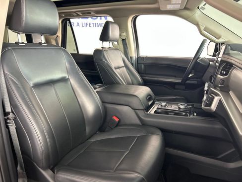 Used 2022 Ford Expedition XLT AWD/4WD image 31