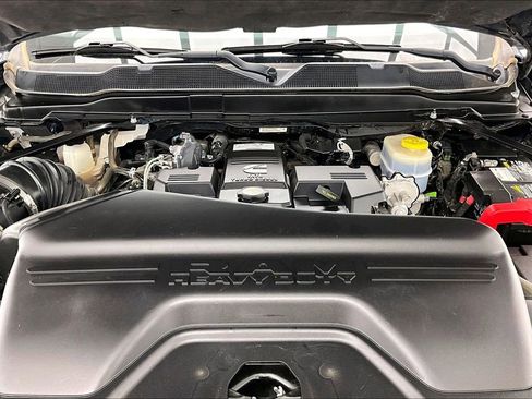 Used 2022 RAM 2500 Laramie AWD/4WD image 10