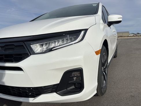 New 2026 Honda Odyssey EX-L image 9