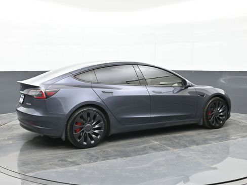 Used 2022 Tesla Model 3 Performance image 8
