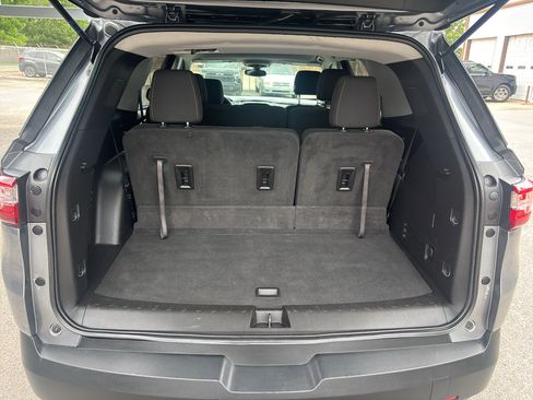 Used 2020 Chevrolet Traverse LS FWD image 7