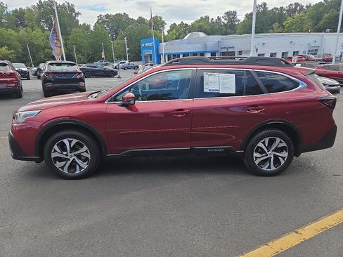 Used 2022 Subaru Outback Limited AWD/4WD image 6