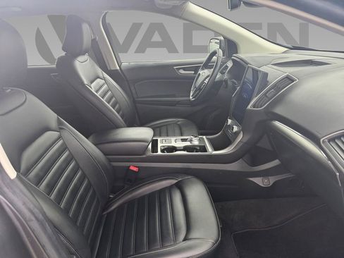 Used 2022 Ford Edge SEL w/ Convenience Package image 7