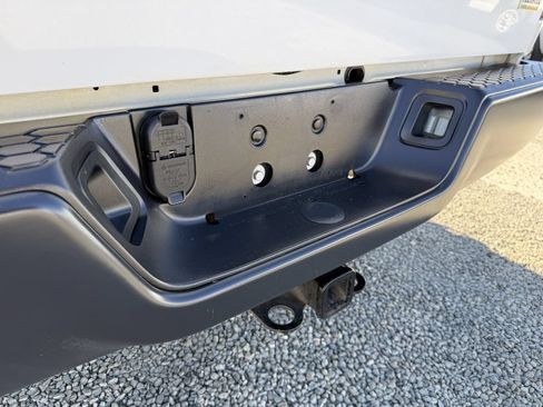 Used 2019 RAM 1500 Tradesman w/ Popular Equipment Group AWD/4WD image 10