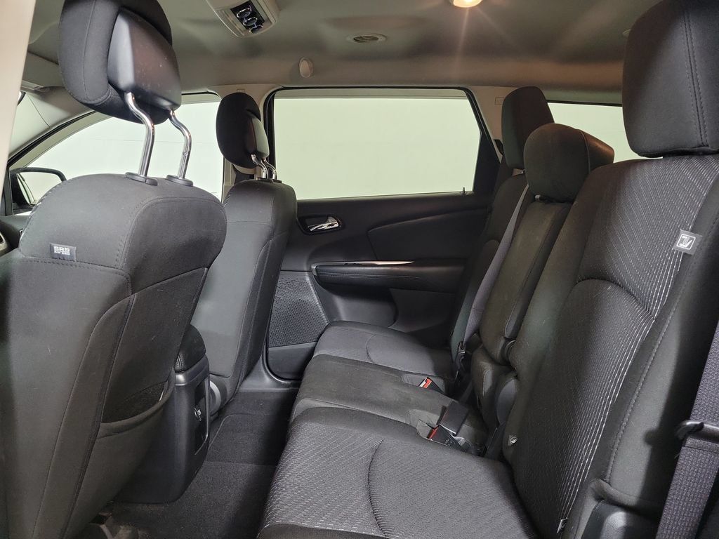 Used 2016 Dodge Journey SE w/ Flexible Seating Group FWD image 23