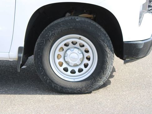 Used 2024 Chevrolet Silverado 1500 W/T w/ Trailering Package image 12