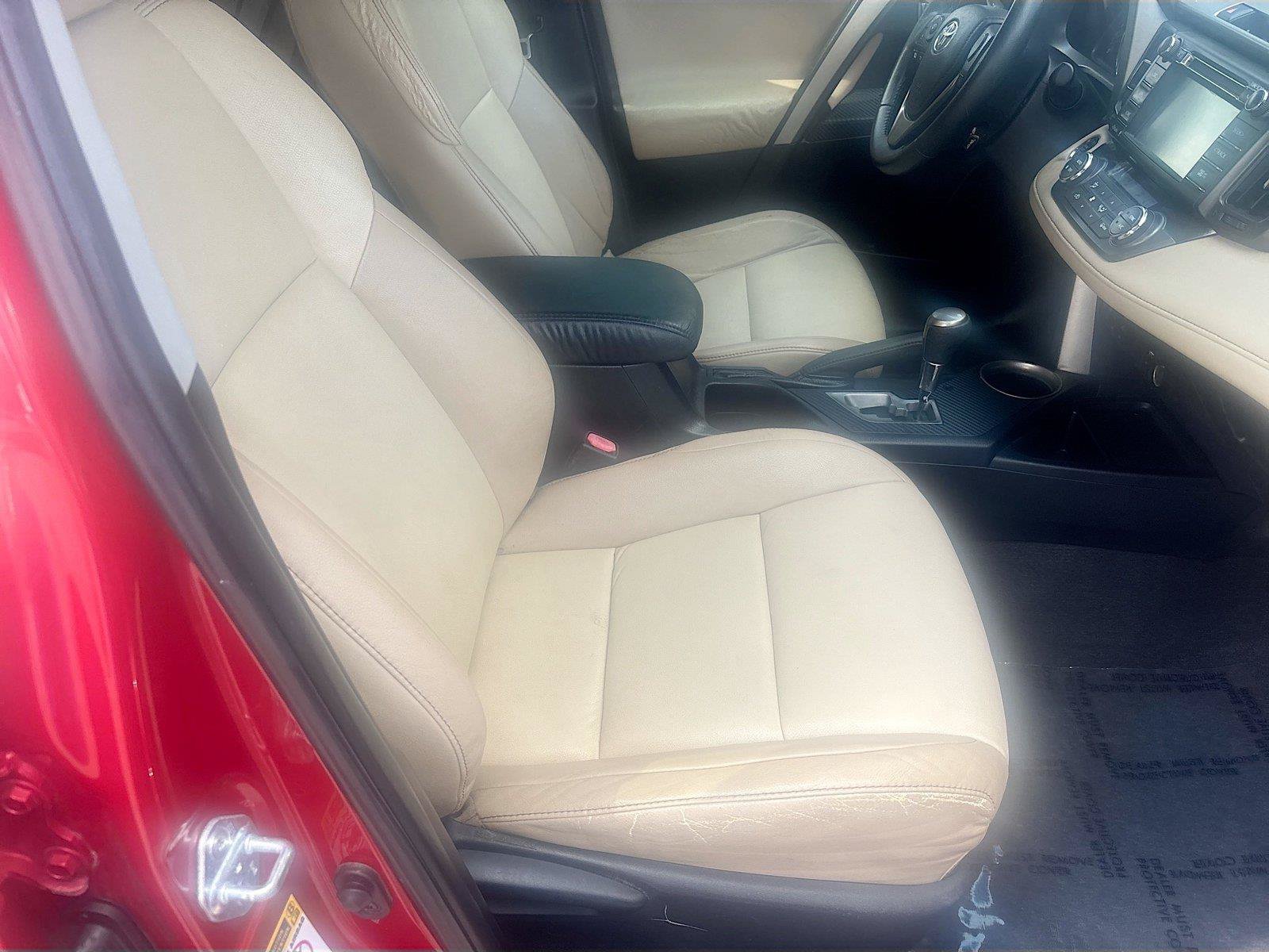 Used 2015 Toyota RAV4 Limited FWD image 25