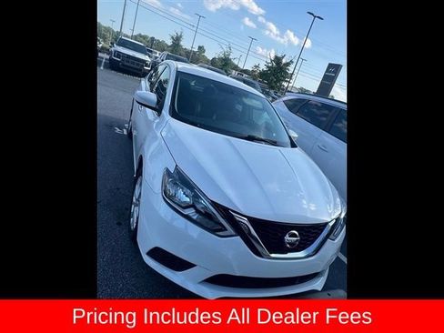 Used 2018 Nissan Sentra SV FWD image 2