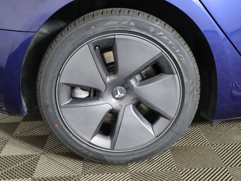Used 2023 Tesla Model 3 Standard Range RWD image 21