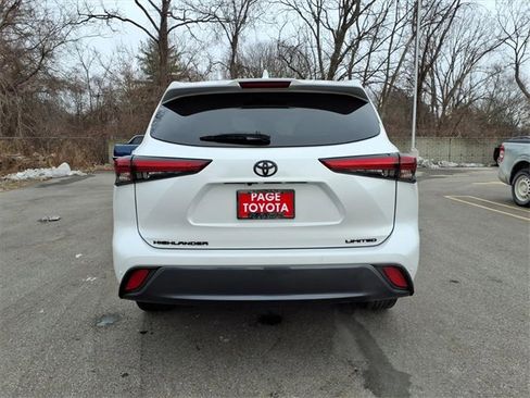 Used 2023 Toyota Highlander Limited image 6