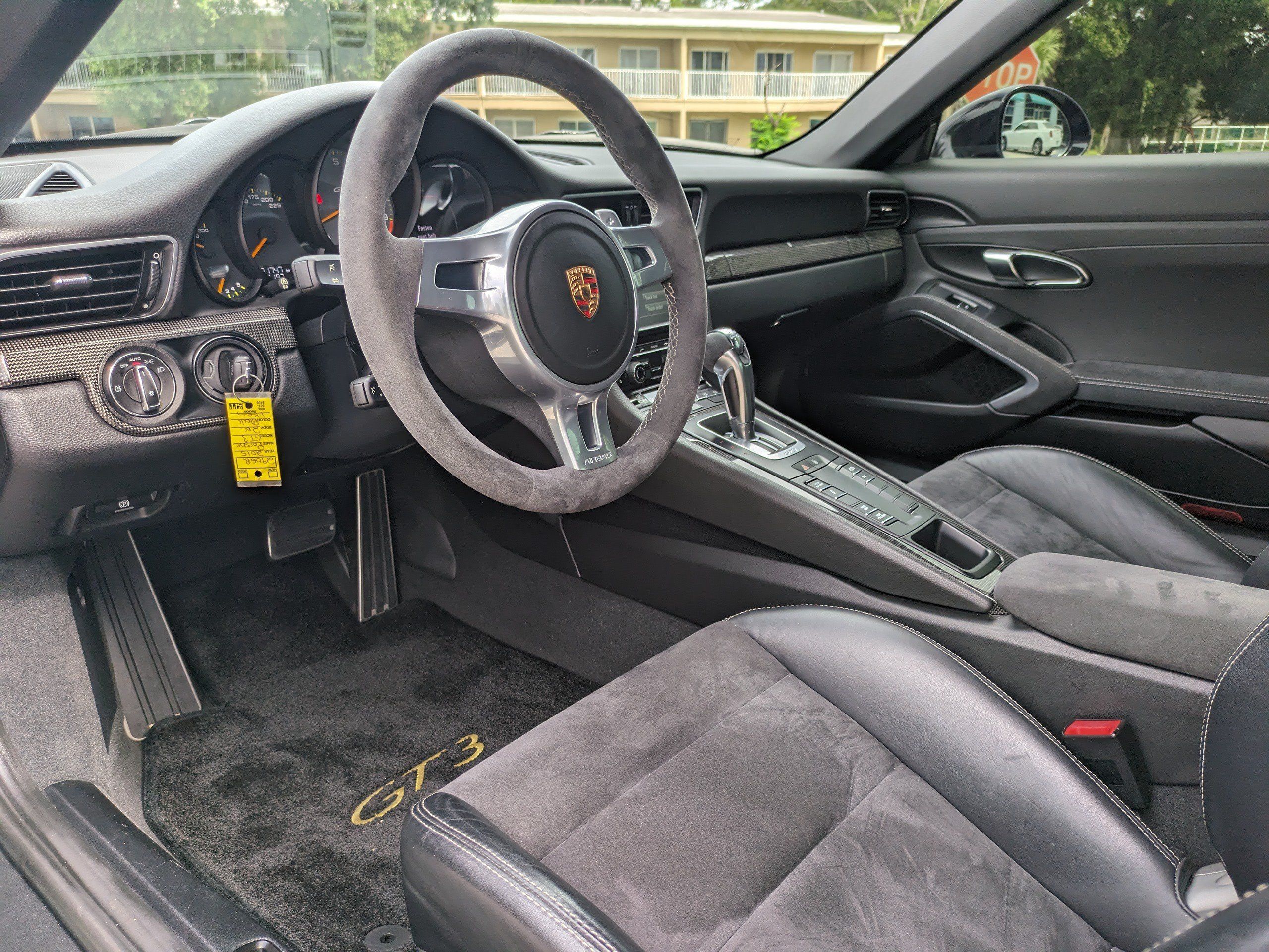 Used 2015 Porsche 911 GT3 RWD image 15