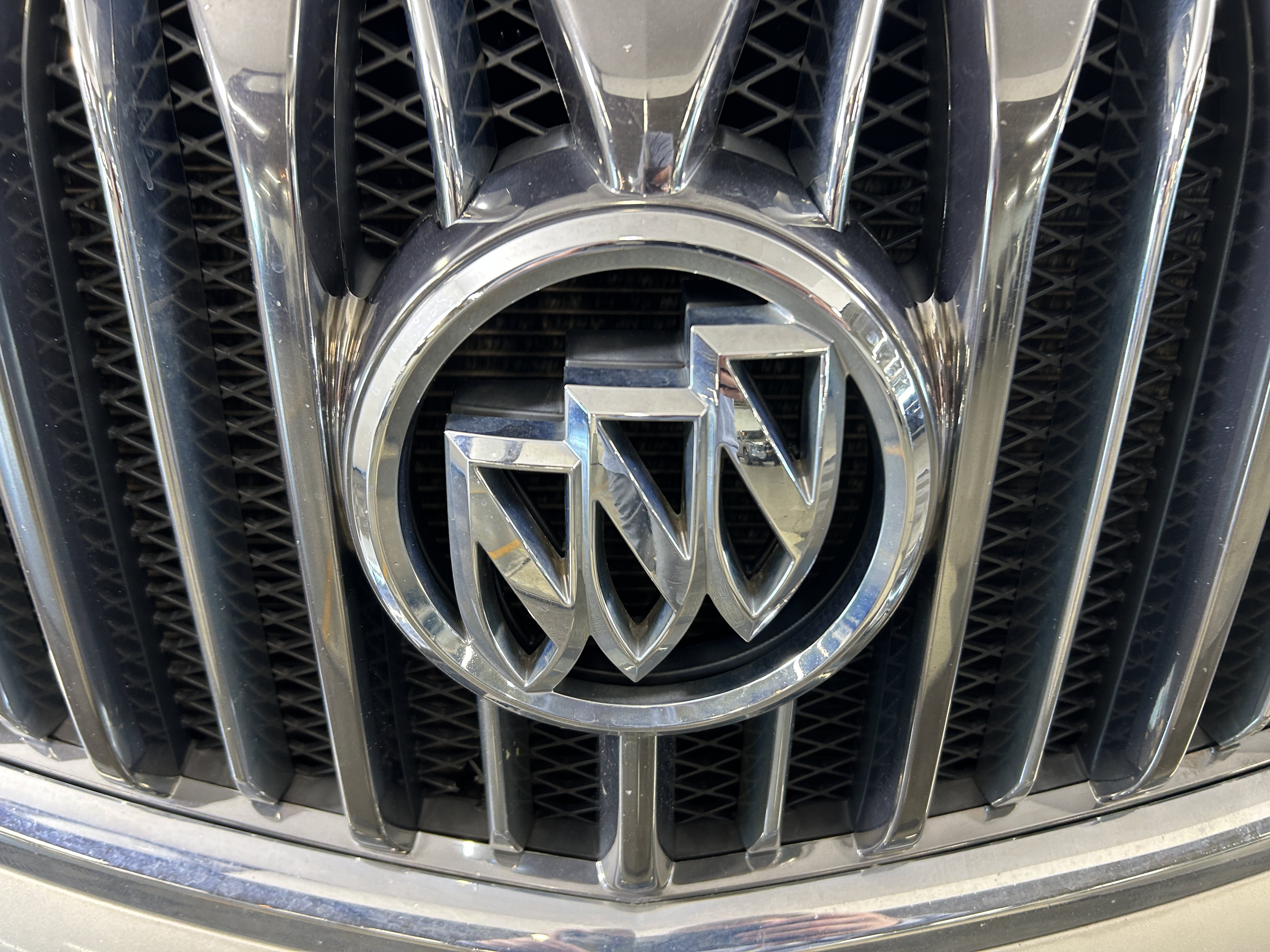 Used 2017 Buick Enclave Premium w/ Experience Buick Package AWD/4WD image 8