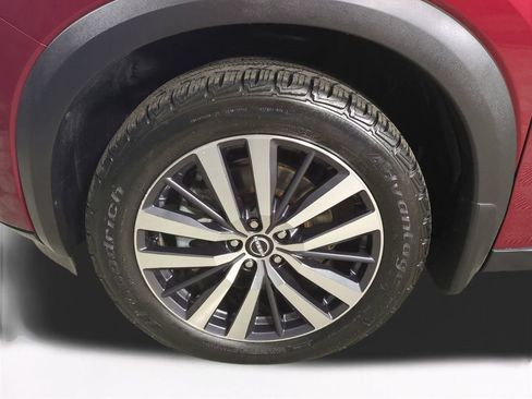 Used 2022 Nissan Pathfinder Platinum w/ Cargo Package image 11