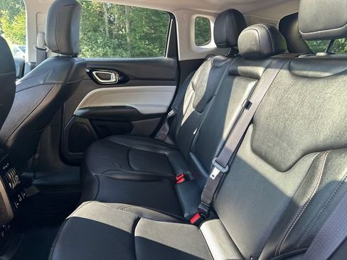 Used 2022 Jeep Compass Limited w/ Elite Group AWD/4WD image 21