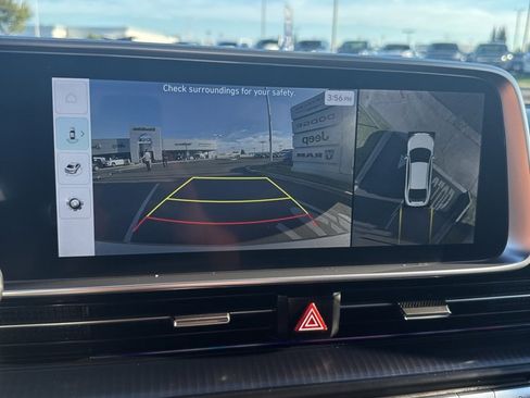 Used 2023 Hyundai Ioniq 6 Limited image 27