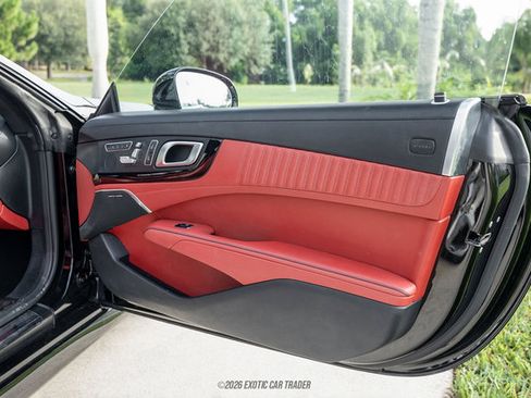 Used 2016 Mercedes-Benz SL 550 image 43