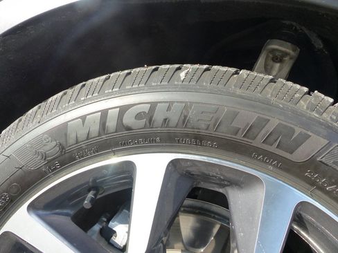 Used 2023 Acura MDX SH AWD w/Tech 4dr SUV w/Techno image 12