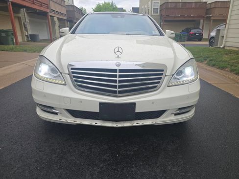 Used 2013 Mercedes-Benz S 550 4MATIC image 6