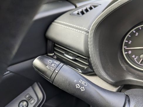 Used 2024 Nissan Sentra SV image 46