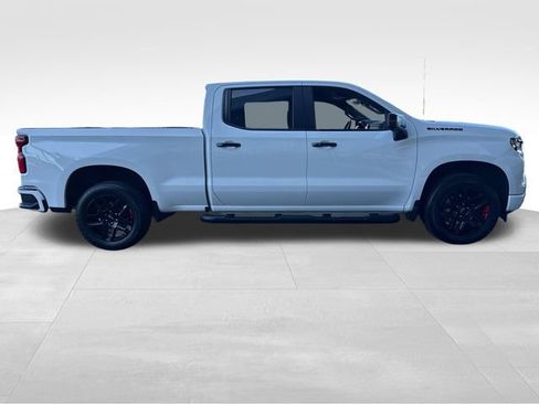 Certified 2023 Chevrolet Silverado 1500 RST w/ Redline Edition AWD/4WD image 6