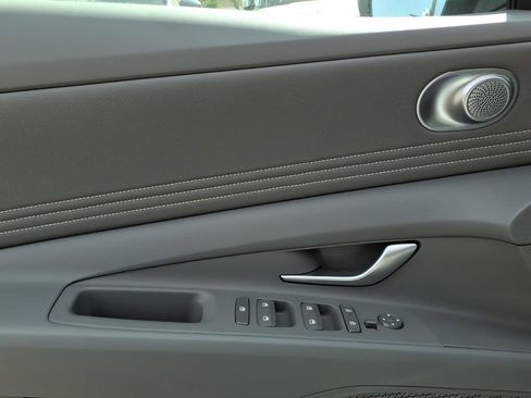 New 2026 Hyundai Elantra Sport FWD image 13