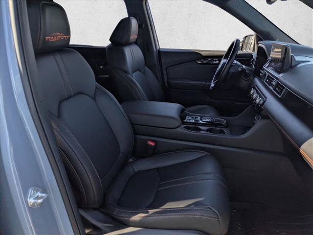 Used 2025 Honda Pilot TrailSport image 17