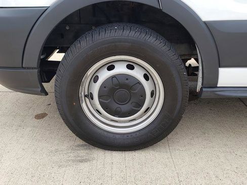 Used 2015 Ford Transit 350 T-350 148 Low Rf 9500 GVWR Sw image 27