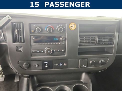 Used 2018 Chevrolet Express 3500 LT w/ LT Preferred Equipment Group image 21