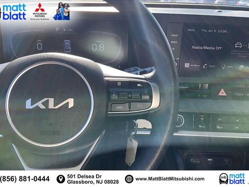 Used 2024 Kia Sportage LX image 21