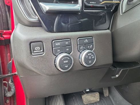 Used 2024 GMC Sierra 1500 Elevation AWD/4WD image 17