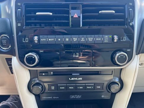 Used 2023 Lexus GX 460 Premium AWD/4WD image 31