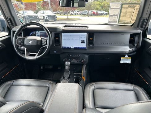 Used 2024 Ford Bronco Badlands AWD/4WD image 10
