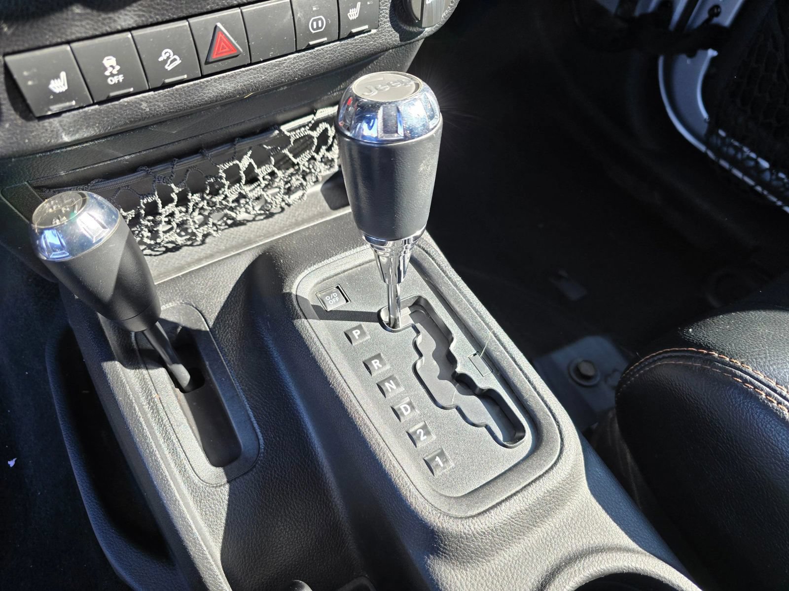 Used 2011 Jeep Wrangler Unlimited 70th Anniversary w/ Dual Top Group AWD/4WD image 32