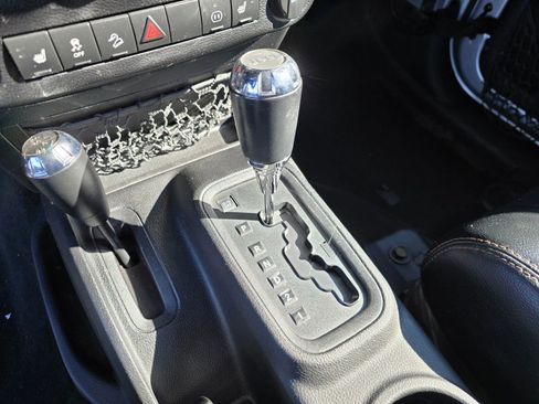 Used 2011 Jeep Wrangler Unlimited 70th Anniversary w/ Dual Top Group image 32