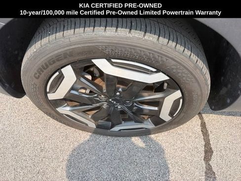 Certified 2025 Kia Telluride S FWD image 27