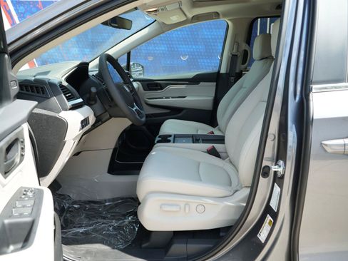 New 2026 Honda Odyssey EX-L image 16