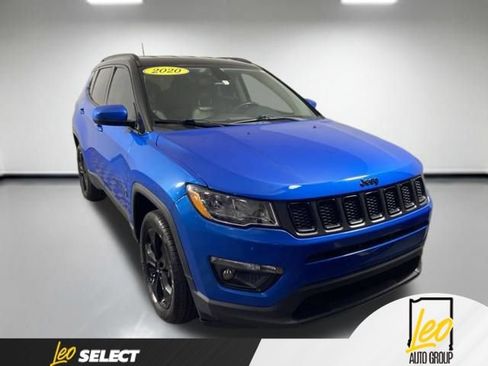 Used 2020 Jeep Compass Latitude AWD/4WD image 9