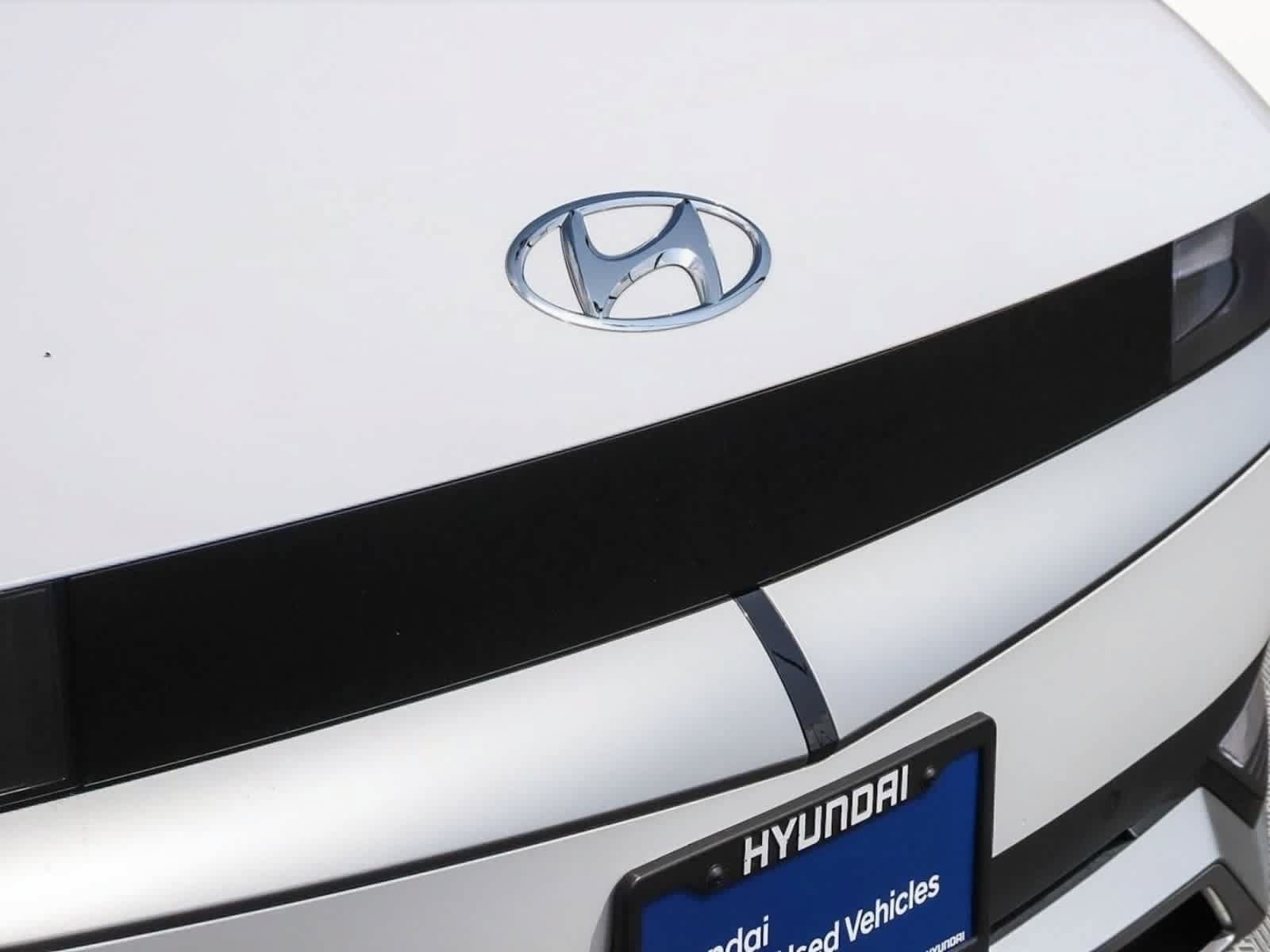 Used 2024 Hyundai Ioniq 5 SEL RWD image 6
