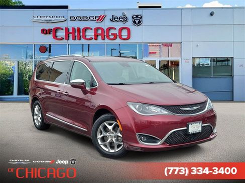 Certified 2017 Chrysler Pacifica Limited w/ Advanced Safetytec Group image 1