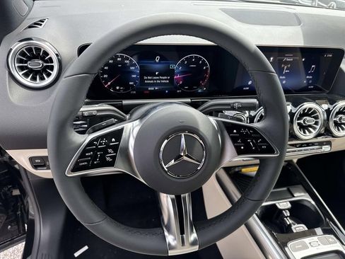 New 2026 Mercedes-Benz GLA 250 image 10
