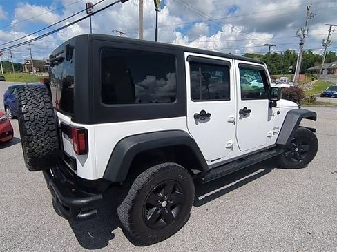 Used 2016 Jeep Wrangler Unlimited Sport w/ Quick Order Package 24S AWD/4WD image 6