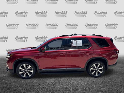 Used 2023 Honda Pilot Elite image 6