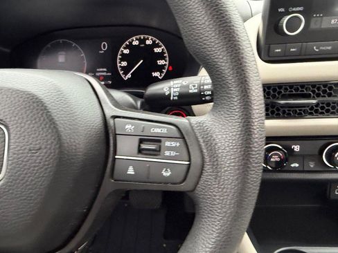 Certified 2024 Honda HR-V LX image 12