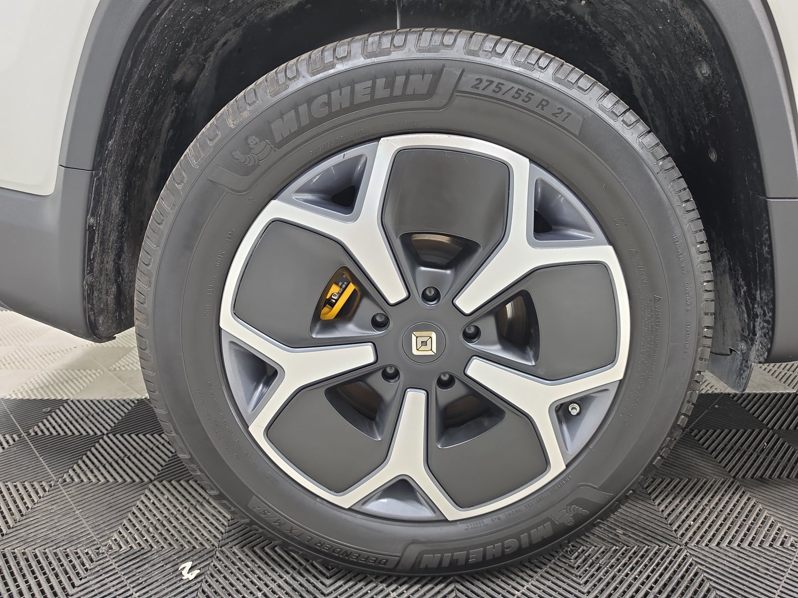 Used 2023 Rivian R1T Adventure Quad AWD/4WD image 12