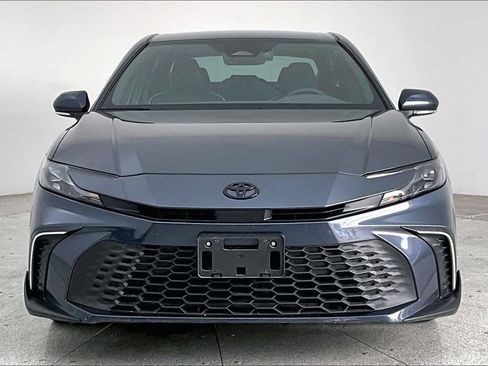 Used 2026 Toyota Camry SE w/ Convenience Package FWD image 2