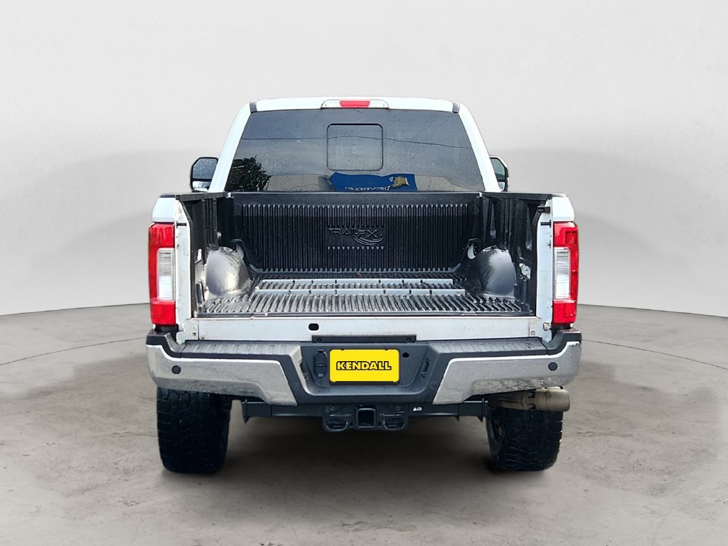 Used 2019 Ford F250 Lariat w/ Lariat Value Package AWD/4WD image 6