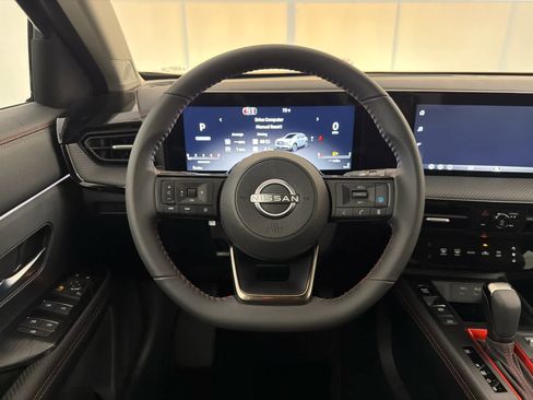 New 2026 Nissan Kicks SR FWD image 17