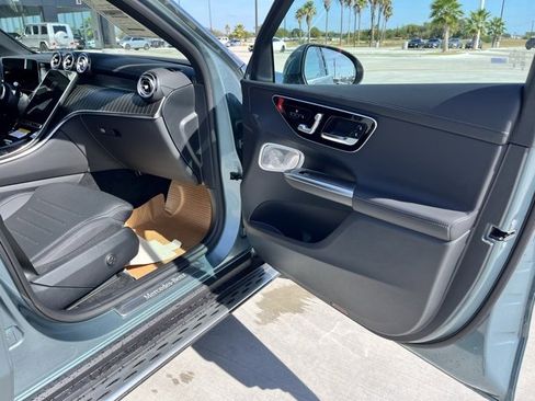 New 2026 Mercedes-Benz GLC 300 image 21