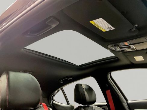 Used 2023 Genesis G70 2.0T w/ Sport Prestige Package image 26