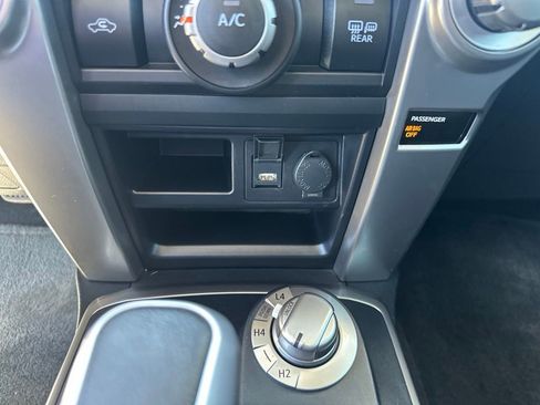 Used 2022 Toyota 4Runner TRD Sport AWD/4WD image 5